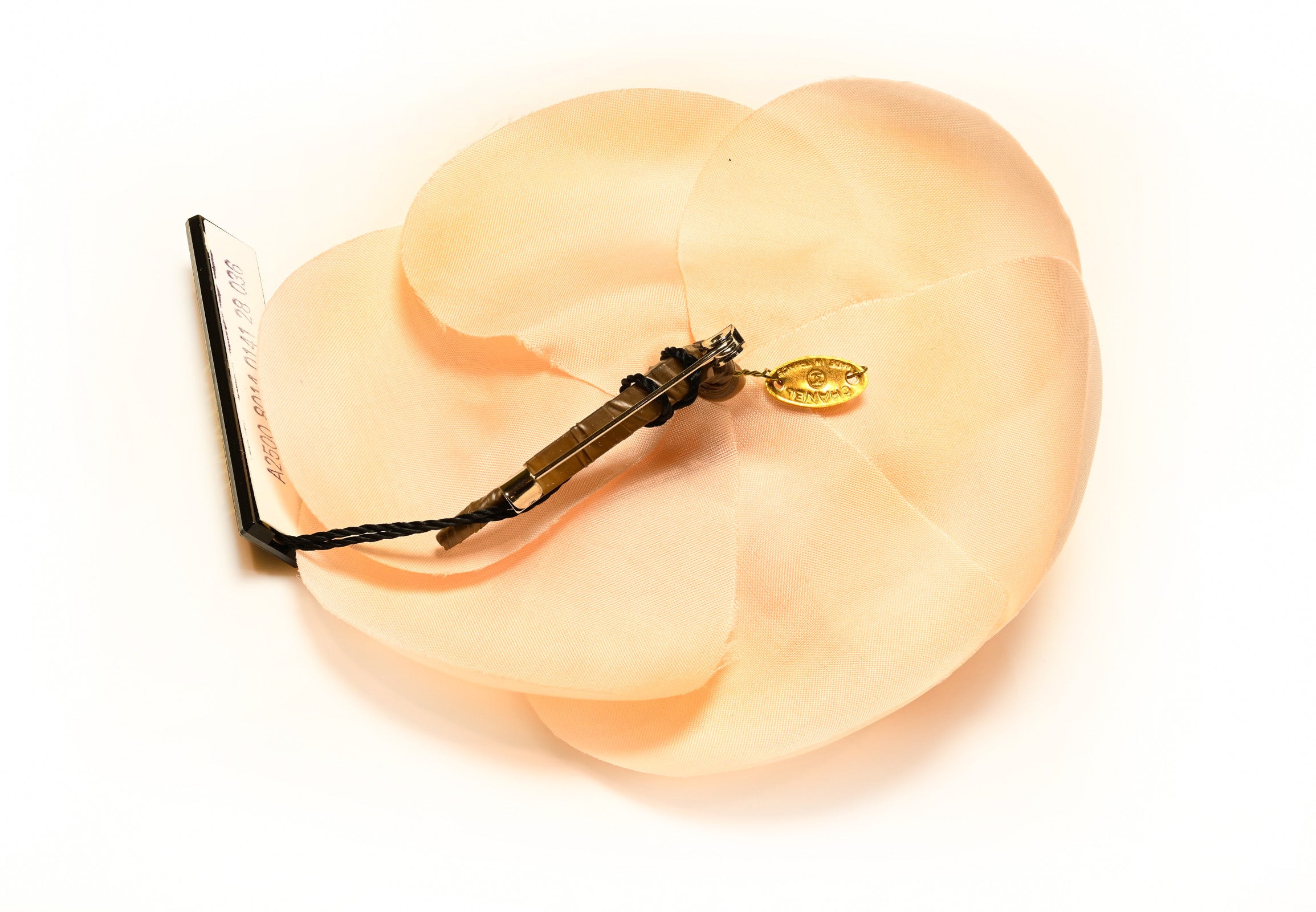 Vintage CHANEL Paris Light Pink Silk Camellia Flower Brooch 2