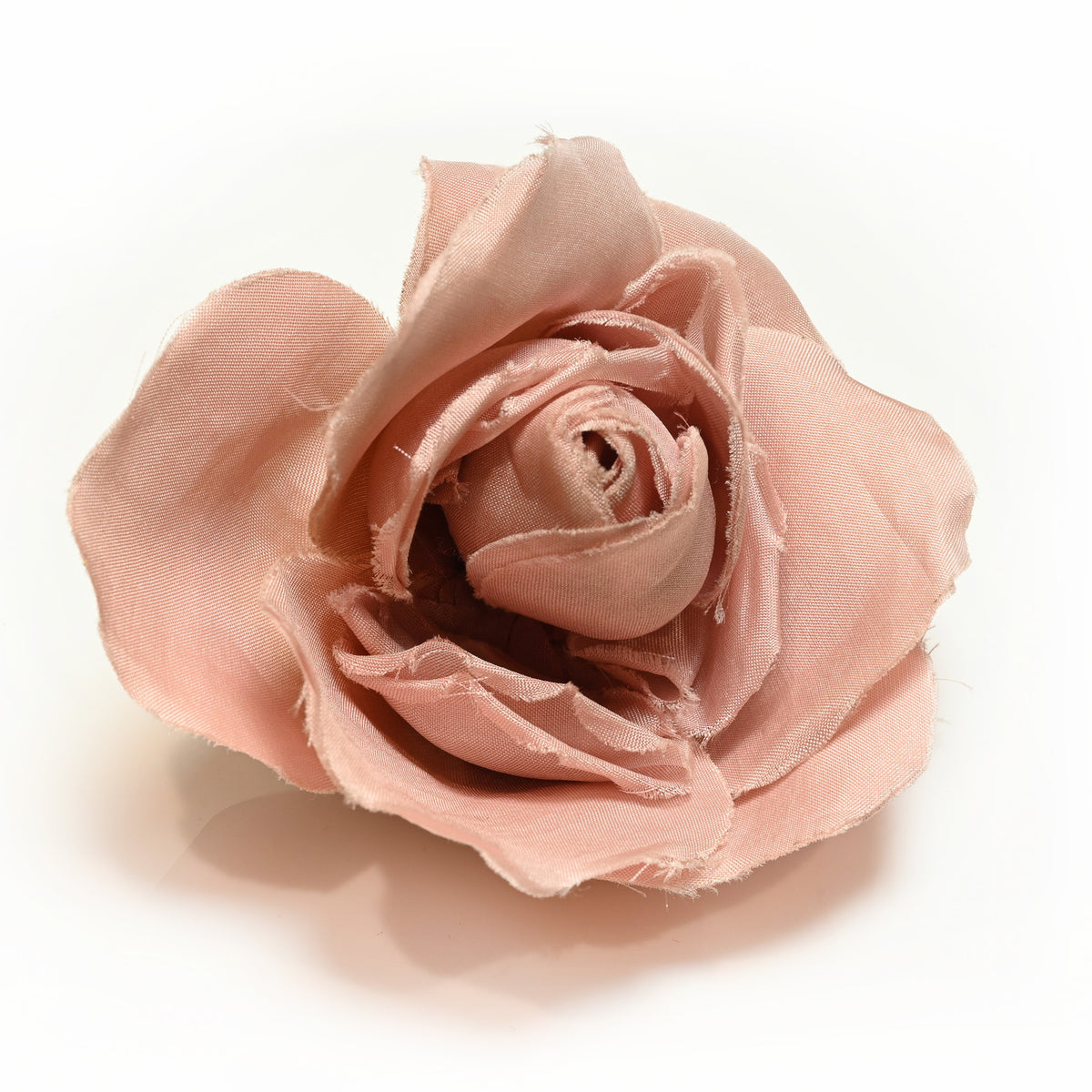 Chanel Camellia Brooch - ROUGE Beautiful CHANEL Maison Gripoix 1950 main image 2