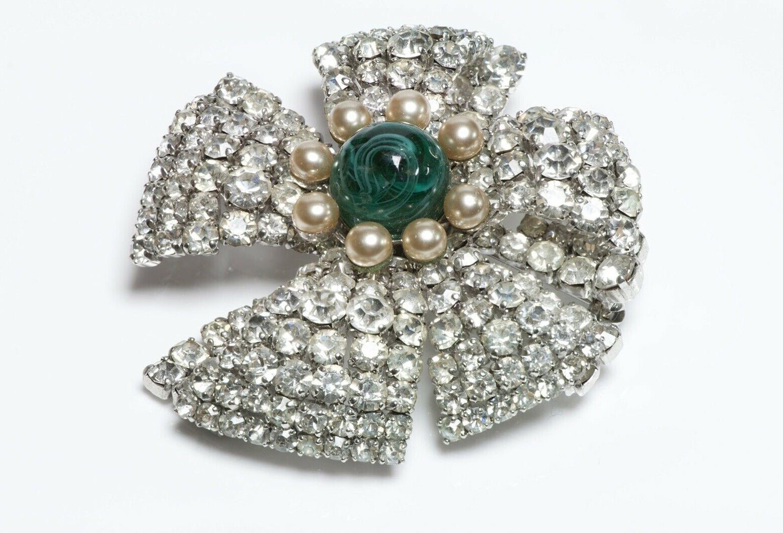 Christian DIOR 1960 Green Cabochon Glass Pearl Flower Brooch - DSF Antique Jewelry
