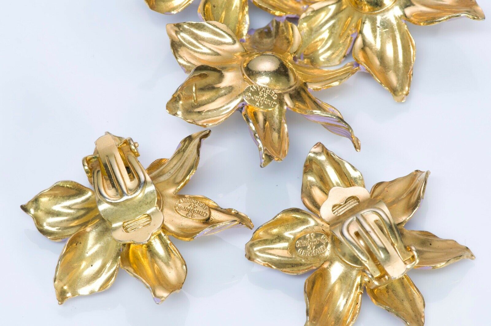Christian DIOR 1966-1967 Henkel & Grosse Enamel Beads Flower Brooch Earrings Set - DSF Antique Jewelry