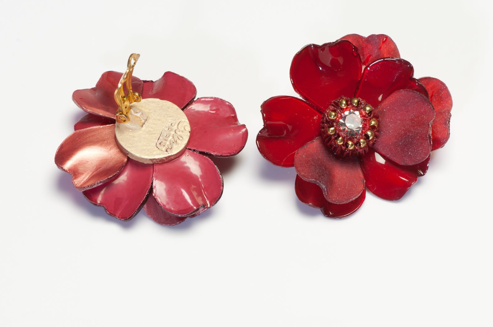 Cilea Paris Red Resin Flower Earrings