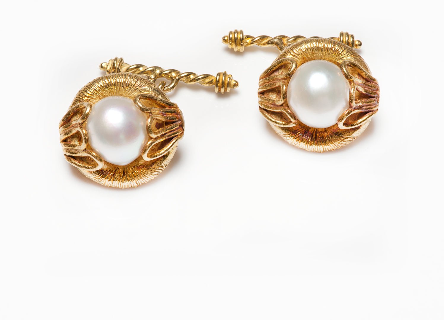 Cipullo 18K Yellow Gold Pearl Cufflinks - DSF Antique Jewelry