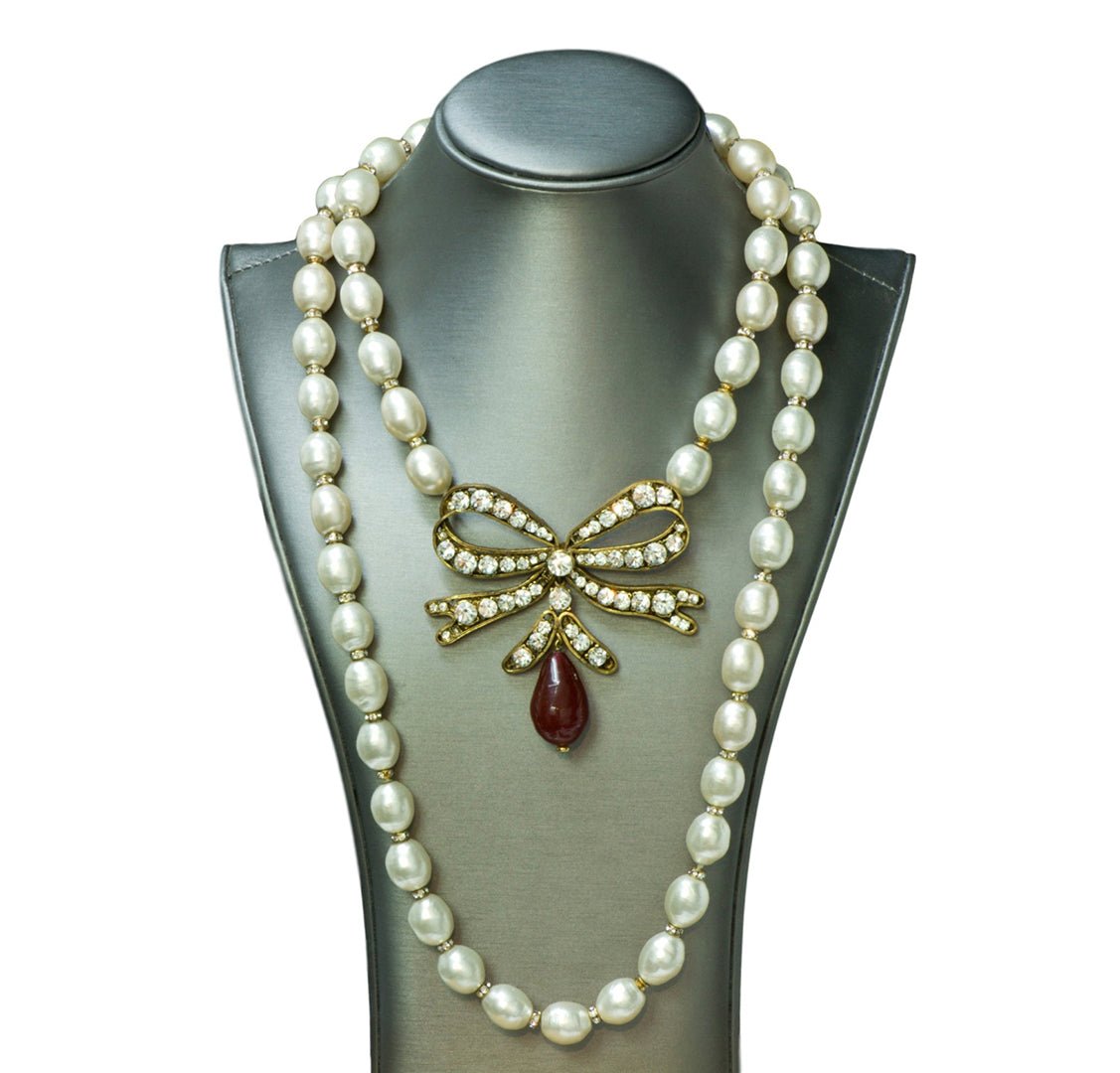 Coco Chanel Gripoix Pearl Bow Necklace - DSF Antique Jewelry