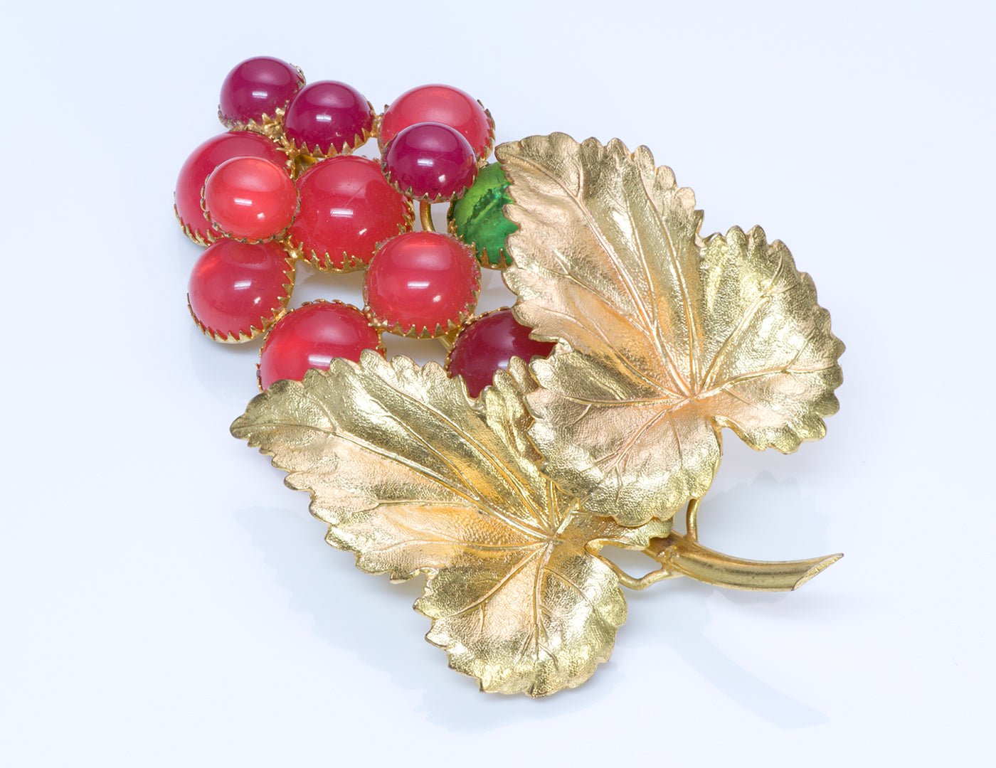 Countess Cissy Zoltowska CIS 1950’s Glass Grape Leaf Brooch
