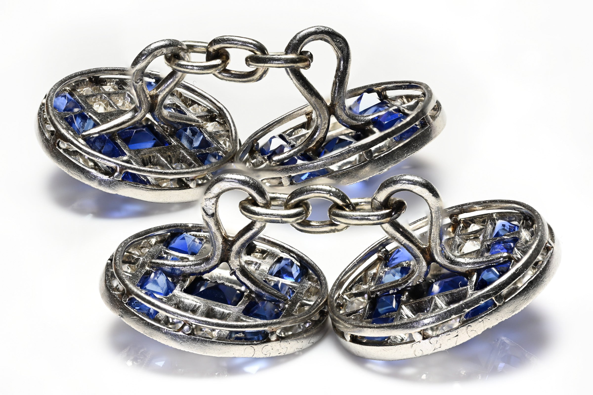 Exquisite French Art Deco Cufflinks in Platinum Sapphires and Diamonds