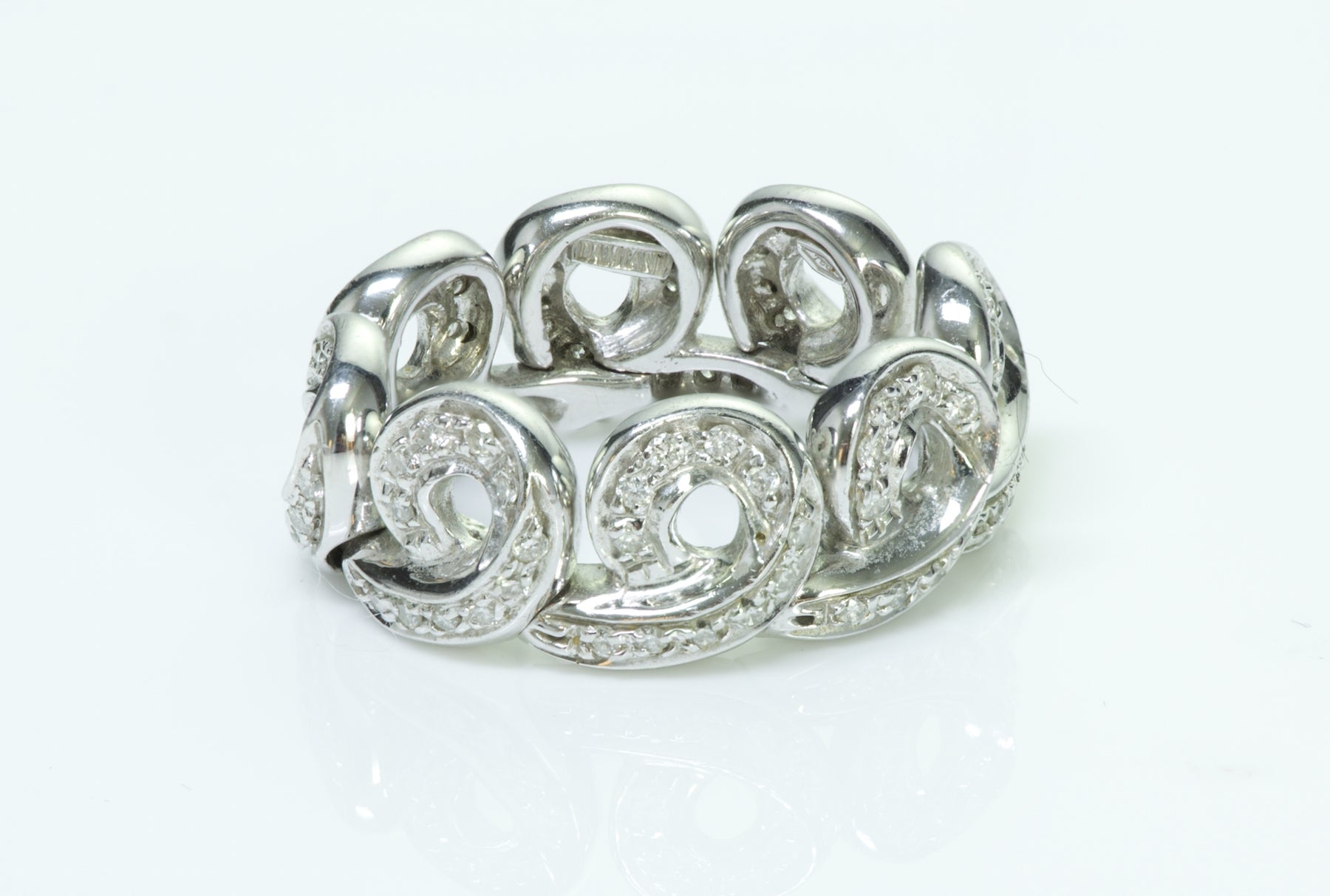 Damiani 18K White Gold Diamond Flexible Ring - DSF Antique Jewelry