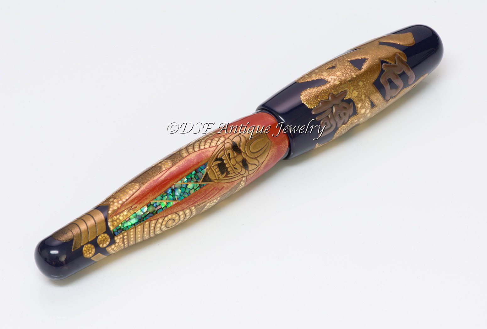 Danitrio Grand Trio Shakkyo Limited Edition Maki-e Hyotan Fountain Pen