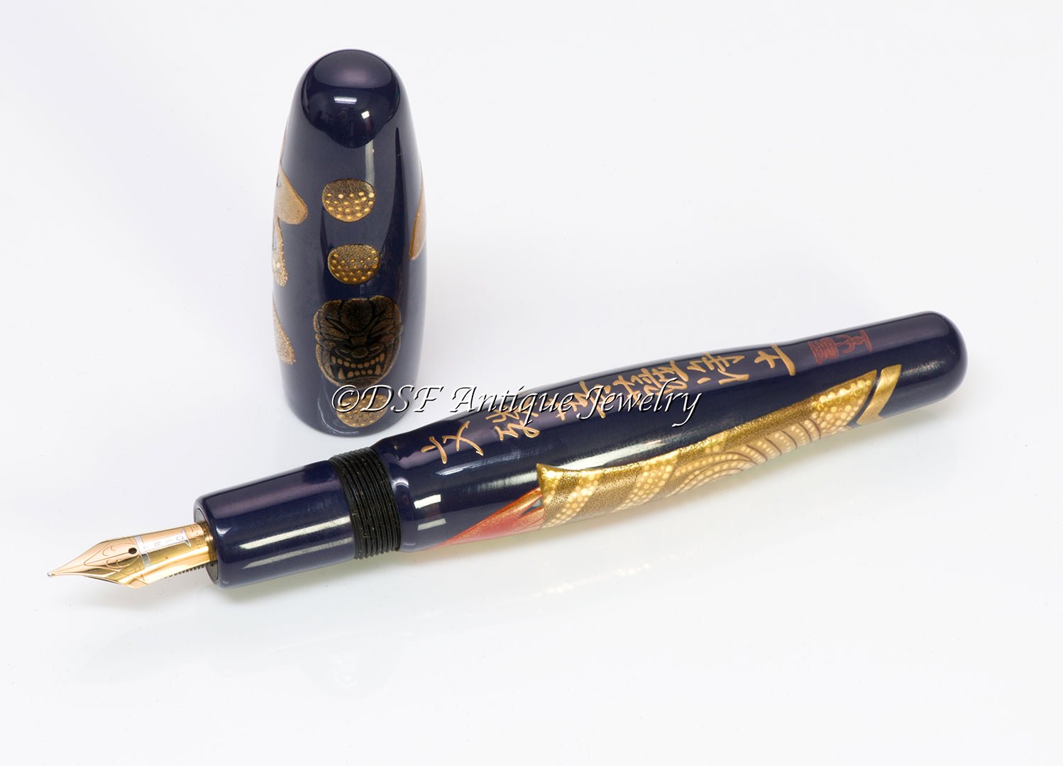 Danitrio Grand Trio Shakkyo Limited Edition Maki-e Hyotan Fountain Pen