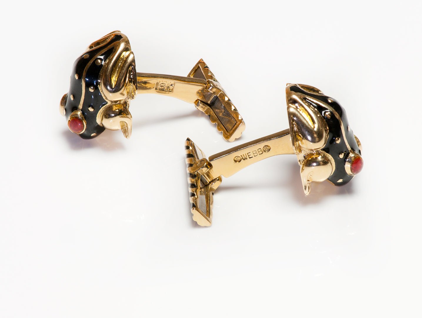 David Webb 18K Gold Frog Black Enamel Frog Cufflinks - DSF Antique Jewelry