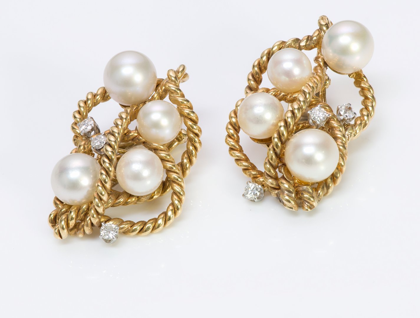 David Webb 18K Gold Rope Pearl Diamond Earrings