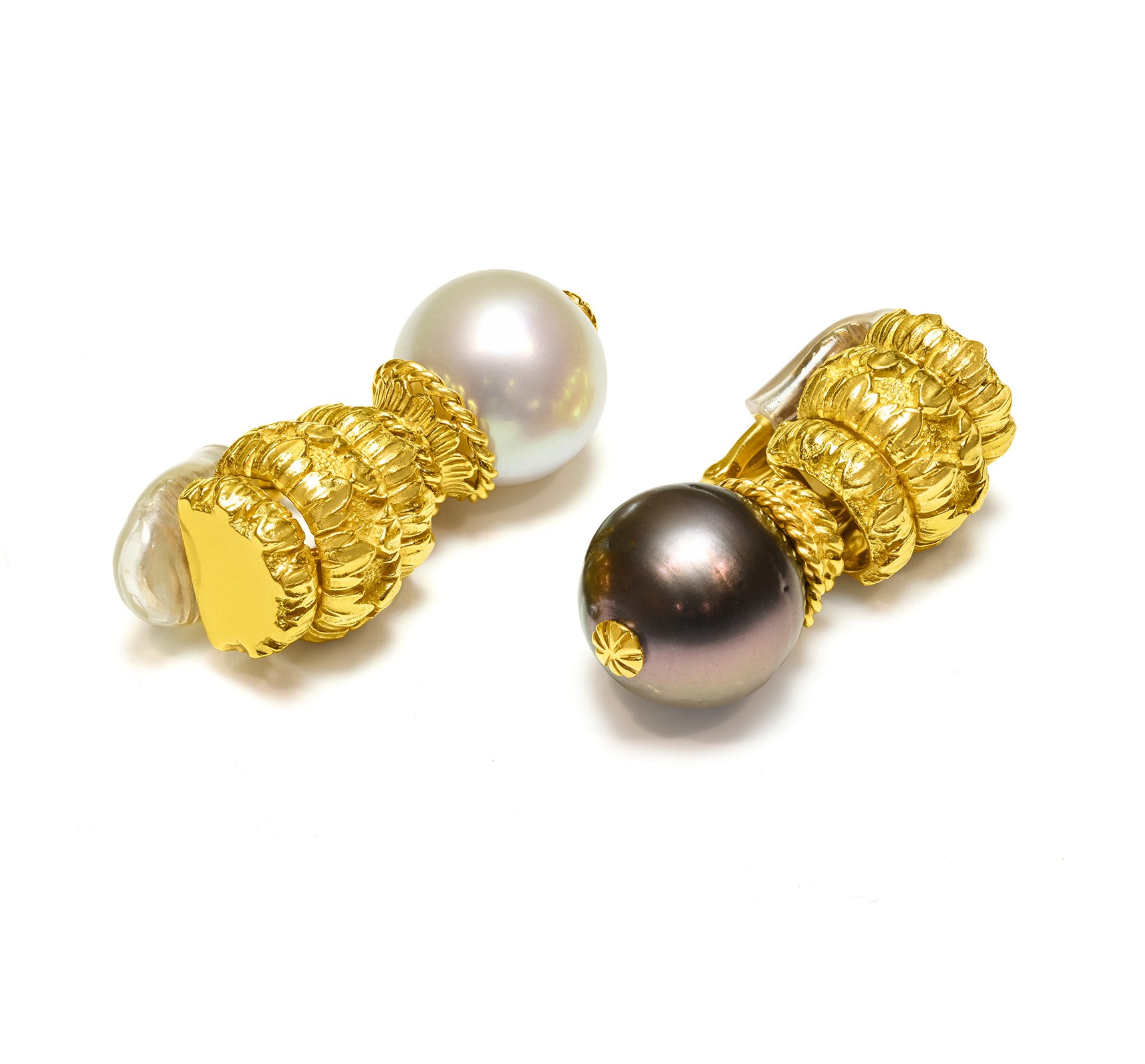David Webb 18K Gold Pearl Earrings 
