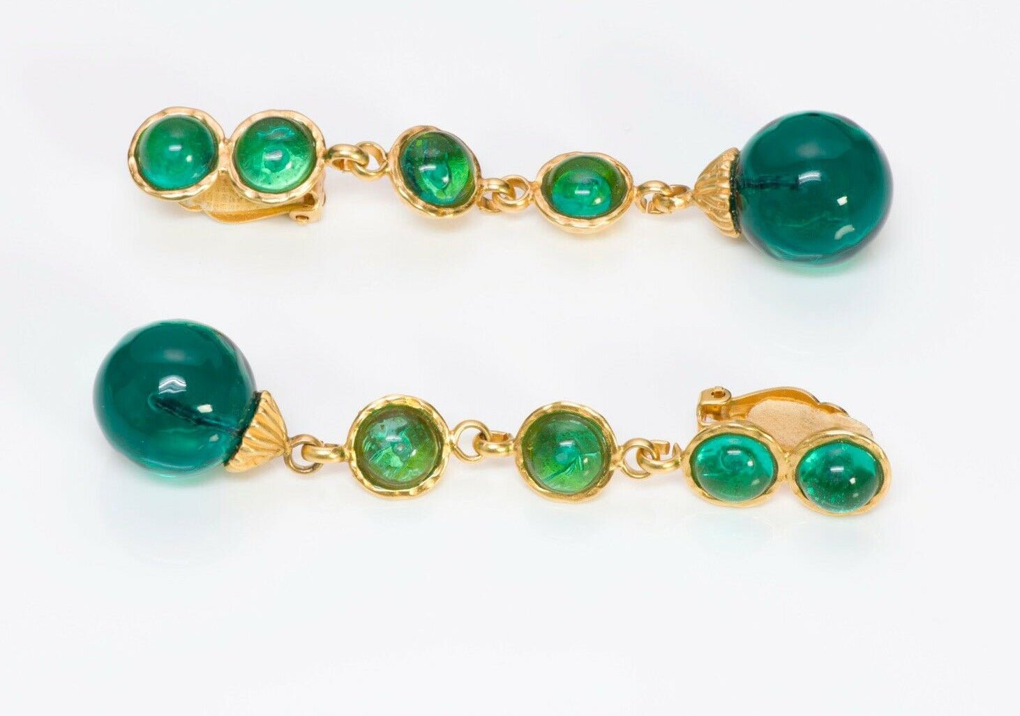 Deanna Hamro 1980’s Long Green Cabochon Glass Earrings