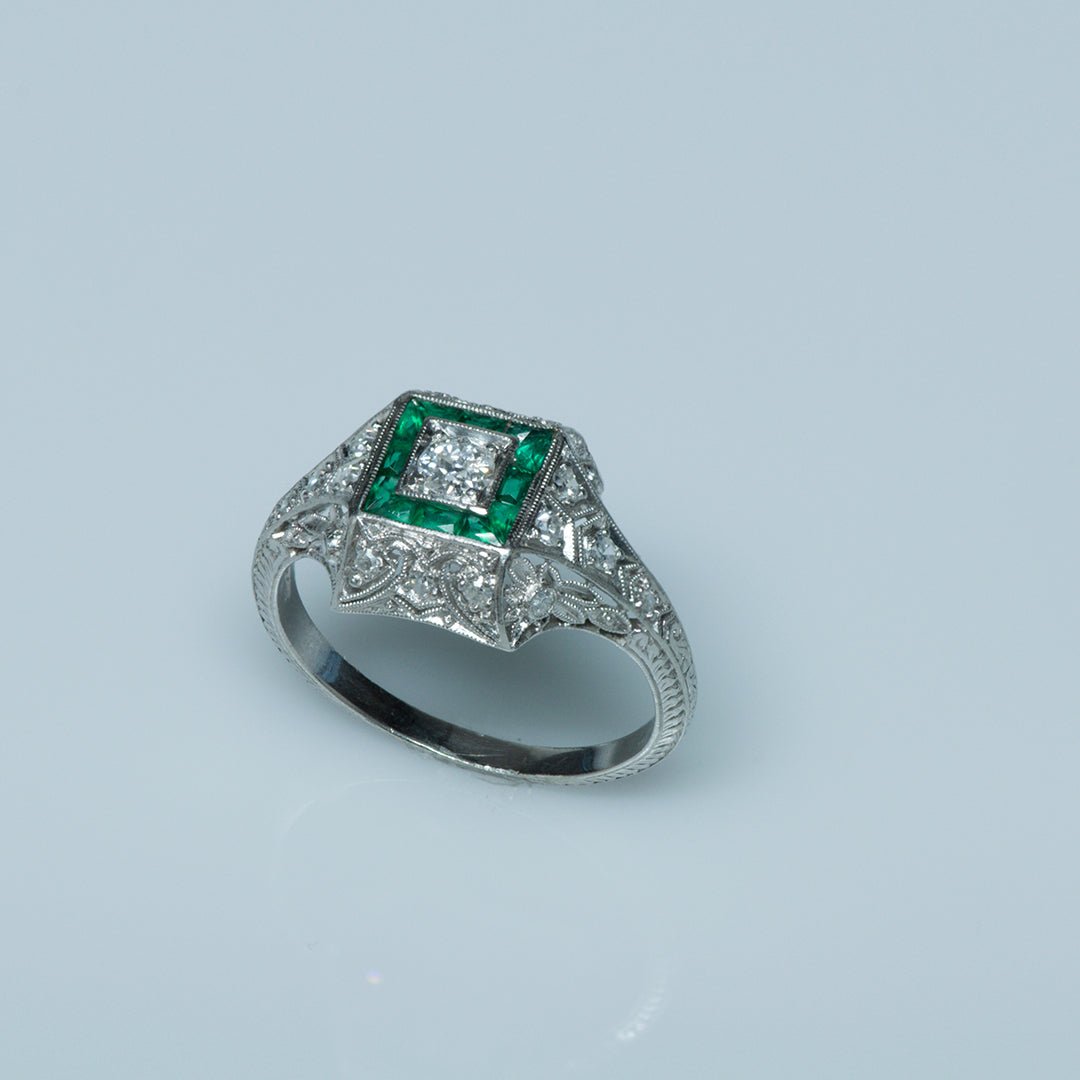 Diamond Emerald Engagement Ring - DSF Antique Jewelry