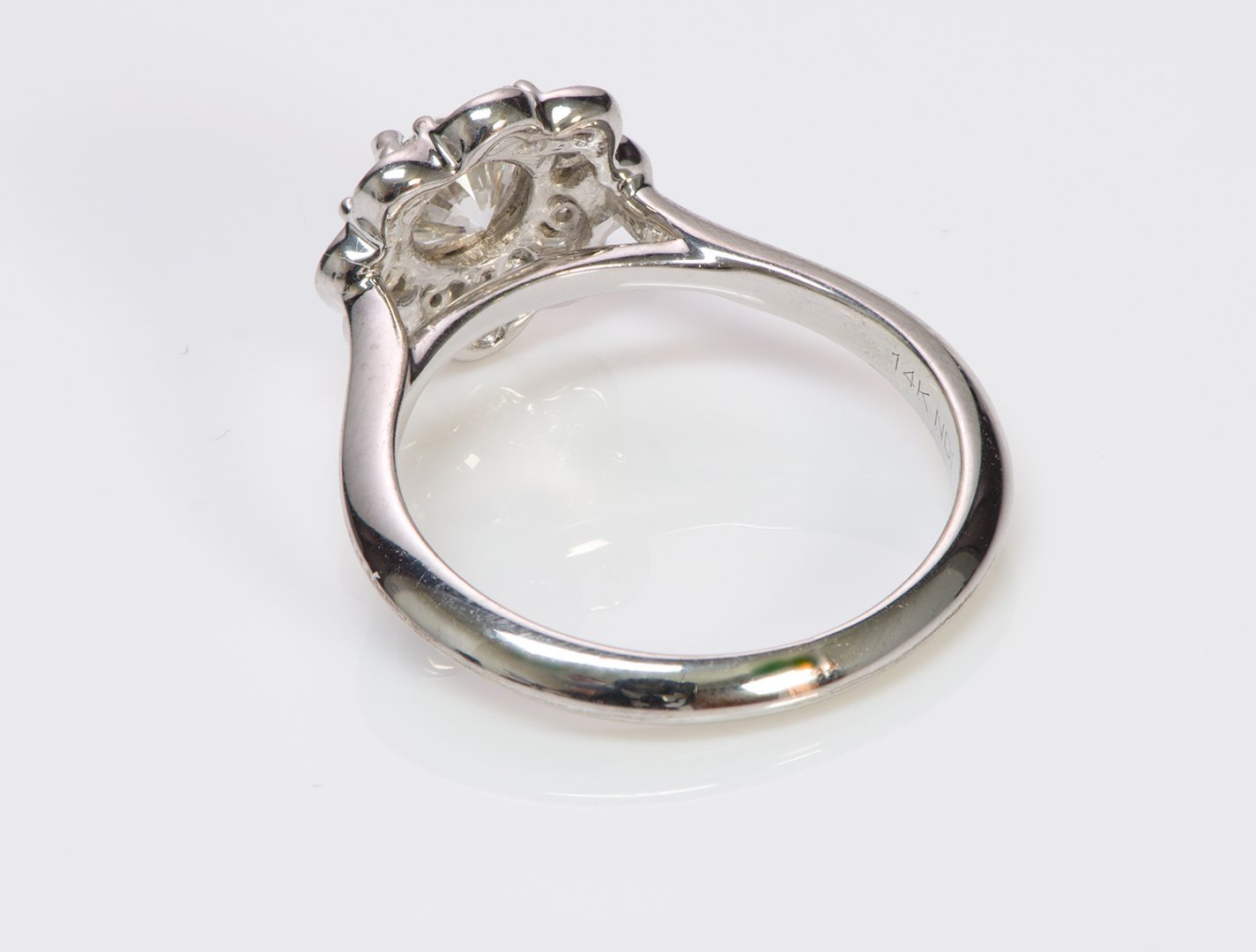 Diamond Engagement Gold Ring NDI