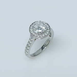 18K Gold Diamond Engagement Ring