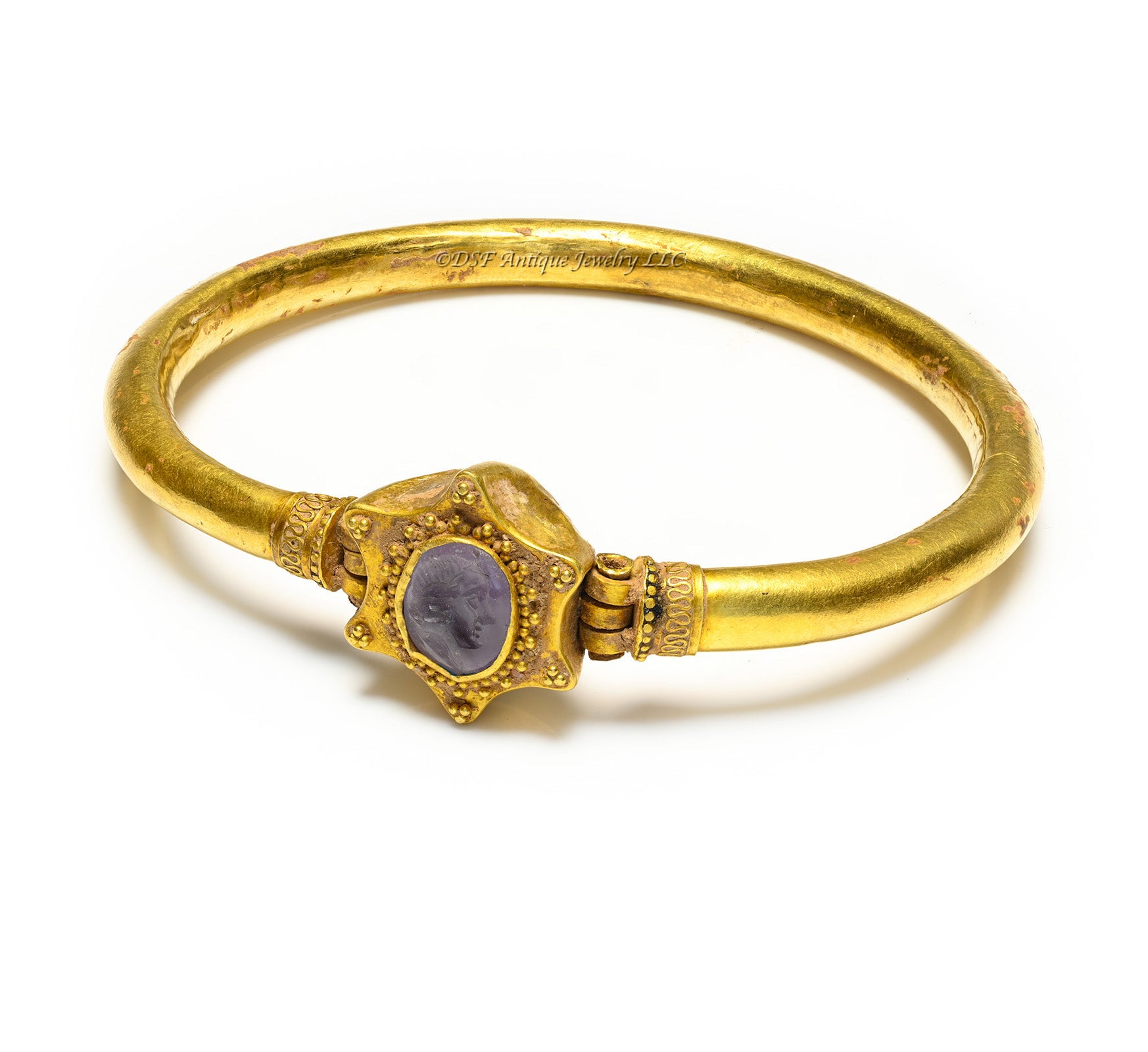 Museum-worthy Ancient Roman 24K gold bracelet with amethyst intaglio
