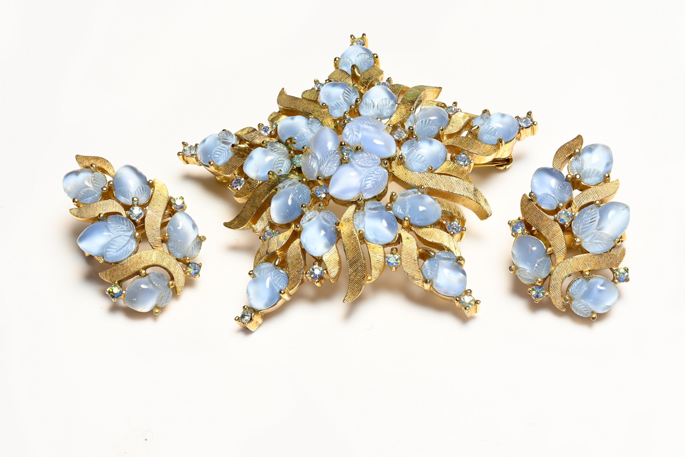 Vintage Trifari Alfred Philippe Tutti Frutti Blue Acorn Star Brooch Earrings Set