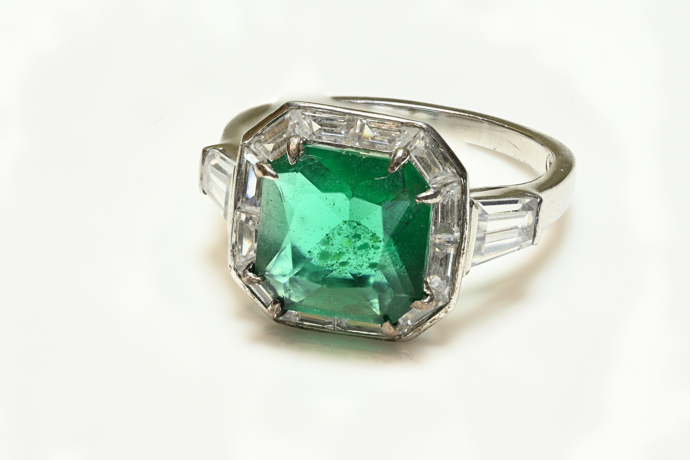 Vintage Sterling Silver Green Paste Cocktail Ring