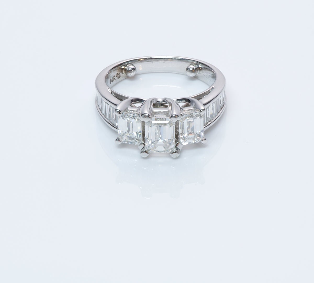 Emerald Cut Diamond Gold Engagement Ring
