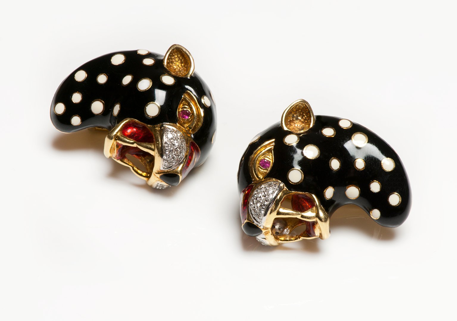 Frascarolo 18K Gold Enamel Diamond Emerald Jaguar Earrings - DSF Antique Jewelry