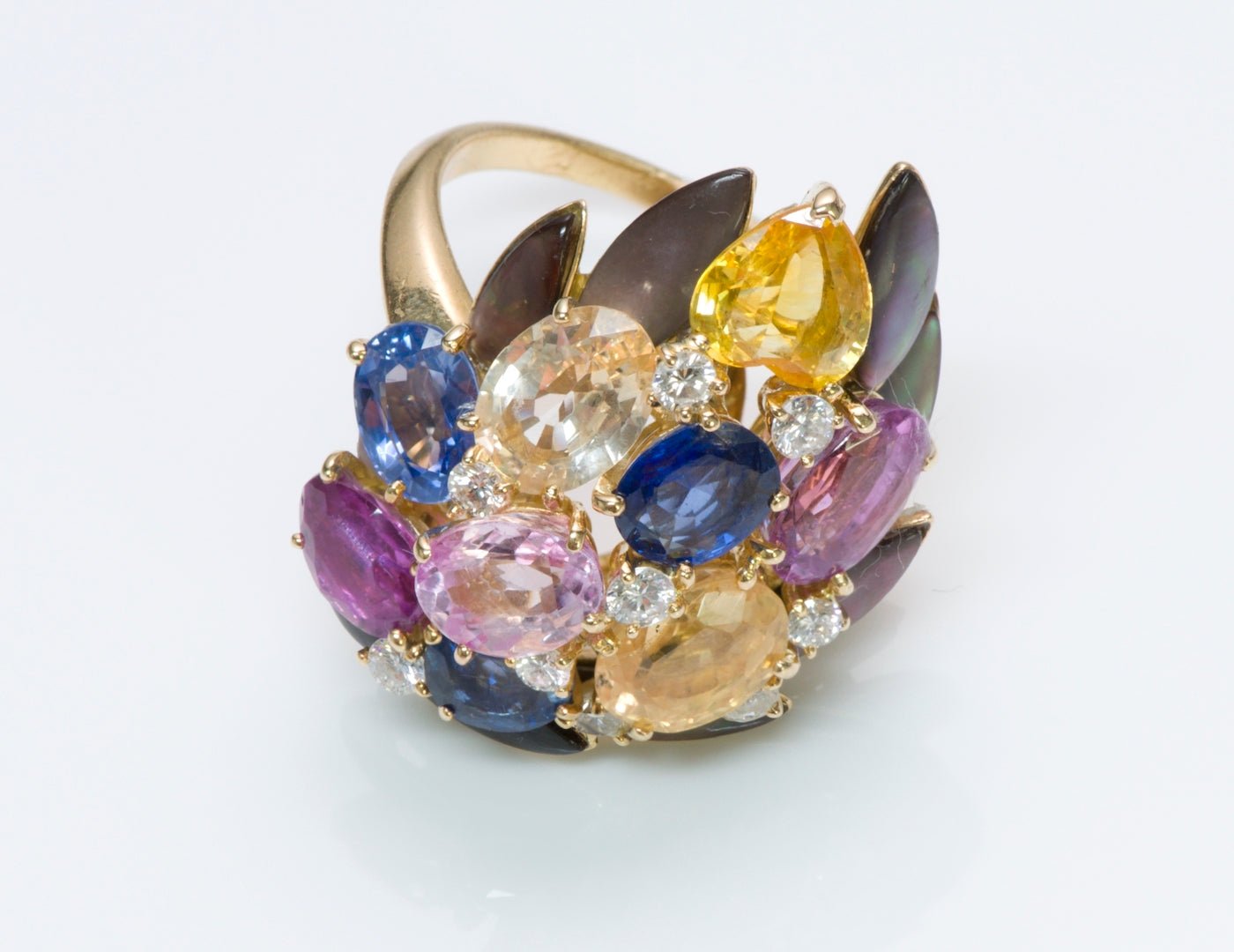 Fred Paris 18K Yellow Gold Sapphire Ring
