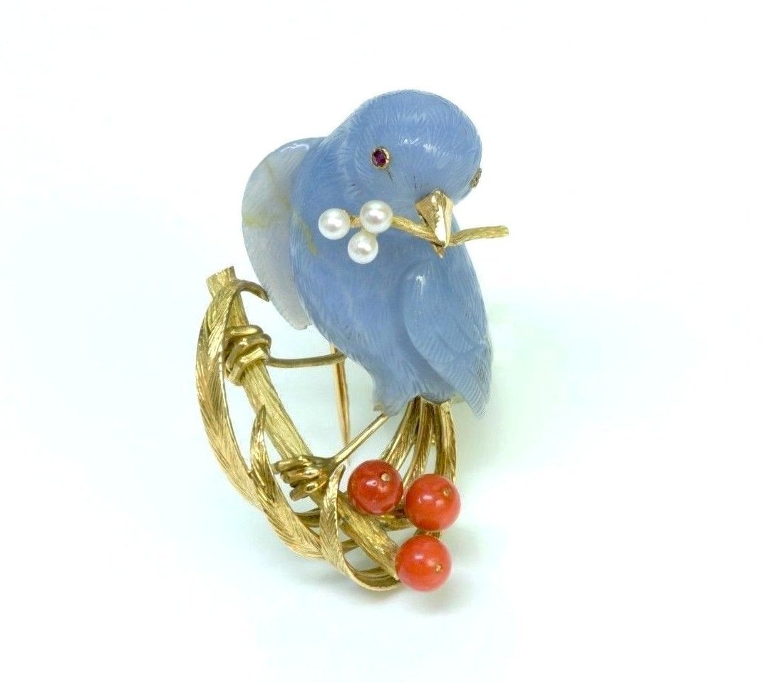 French Chalcedony Bird 18K Gold Coral Pearl Brooch - DSF Antique Jewelry