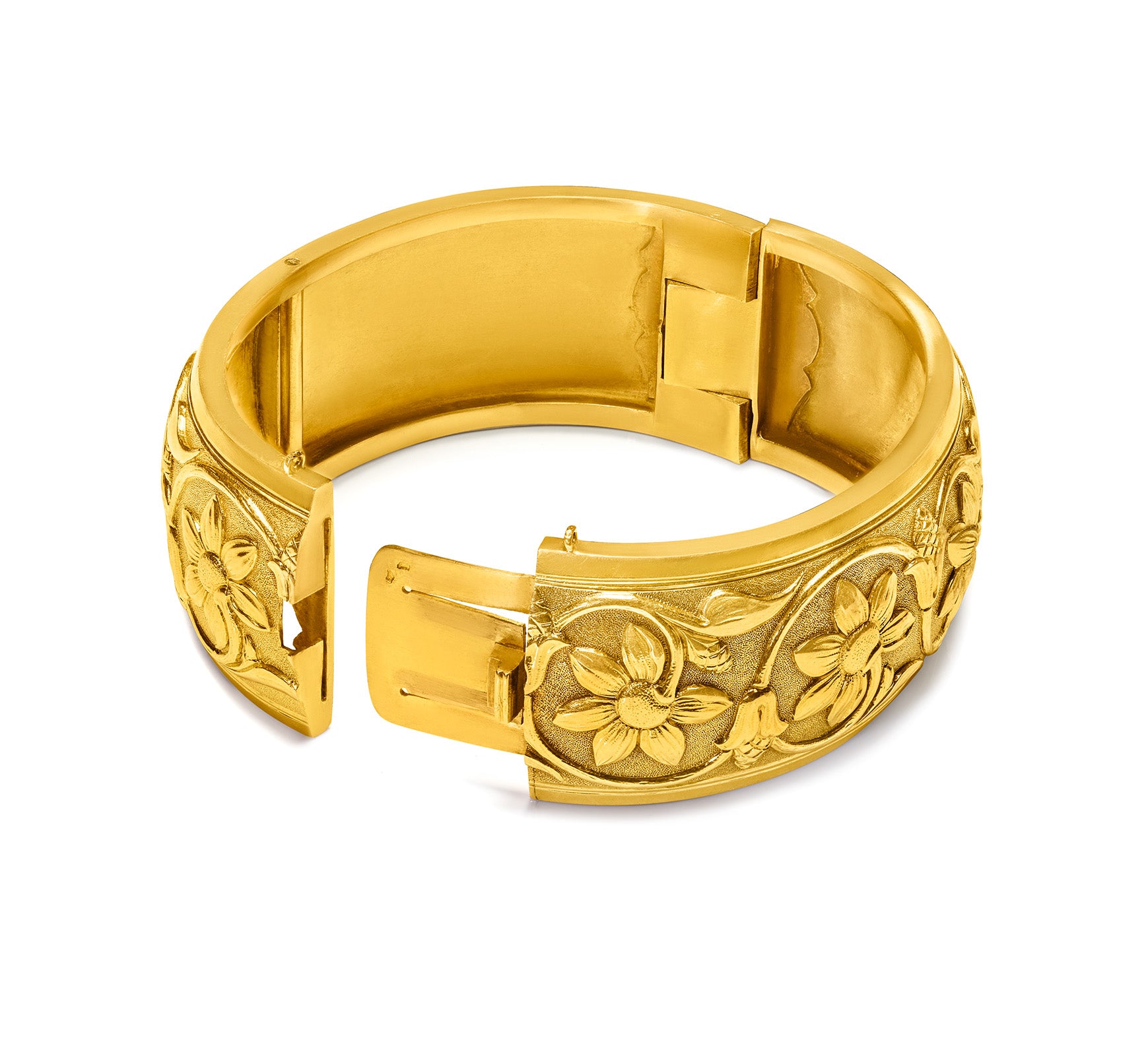 French Wide 18K Yellow Gold Art Nouveau Floral Bangle Bracelet