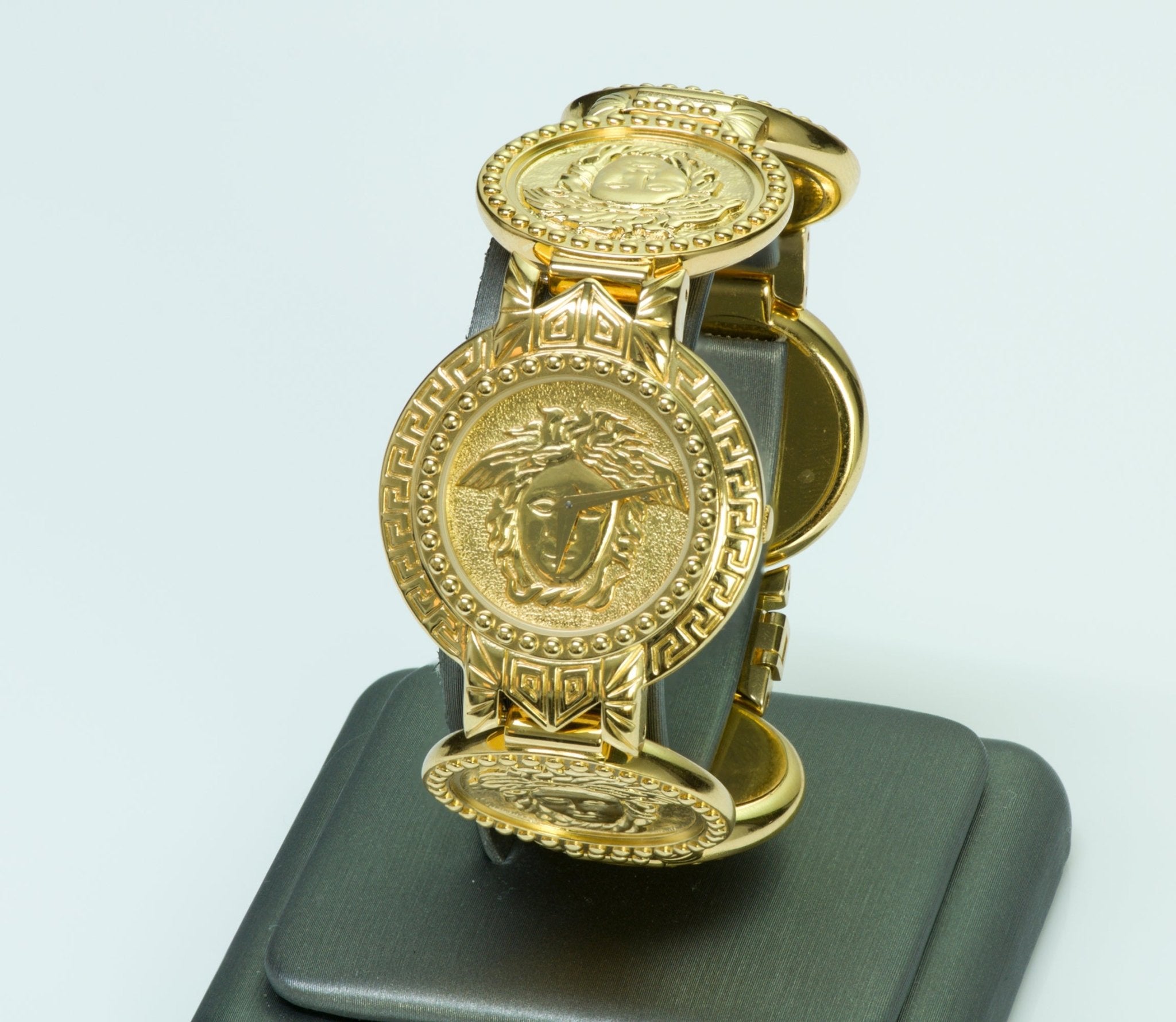 Gianni Versace Medusa Coin Watch - DSF Antique Jewelry