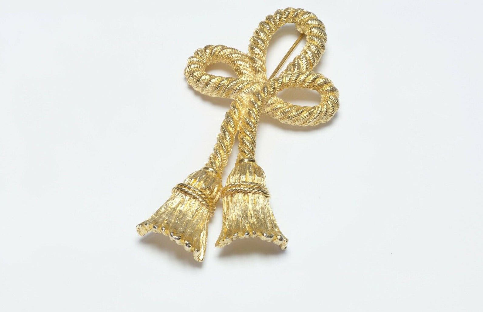 GIVENCHY Paris Twist Rope Bow Brooch