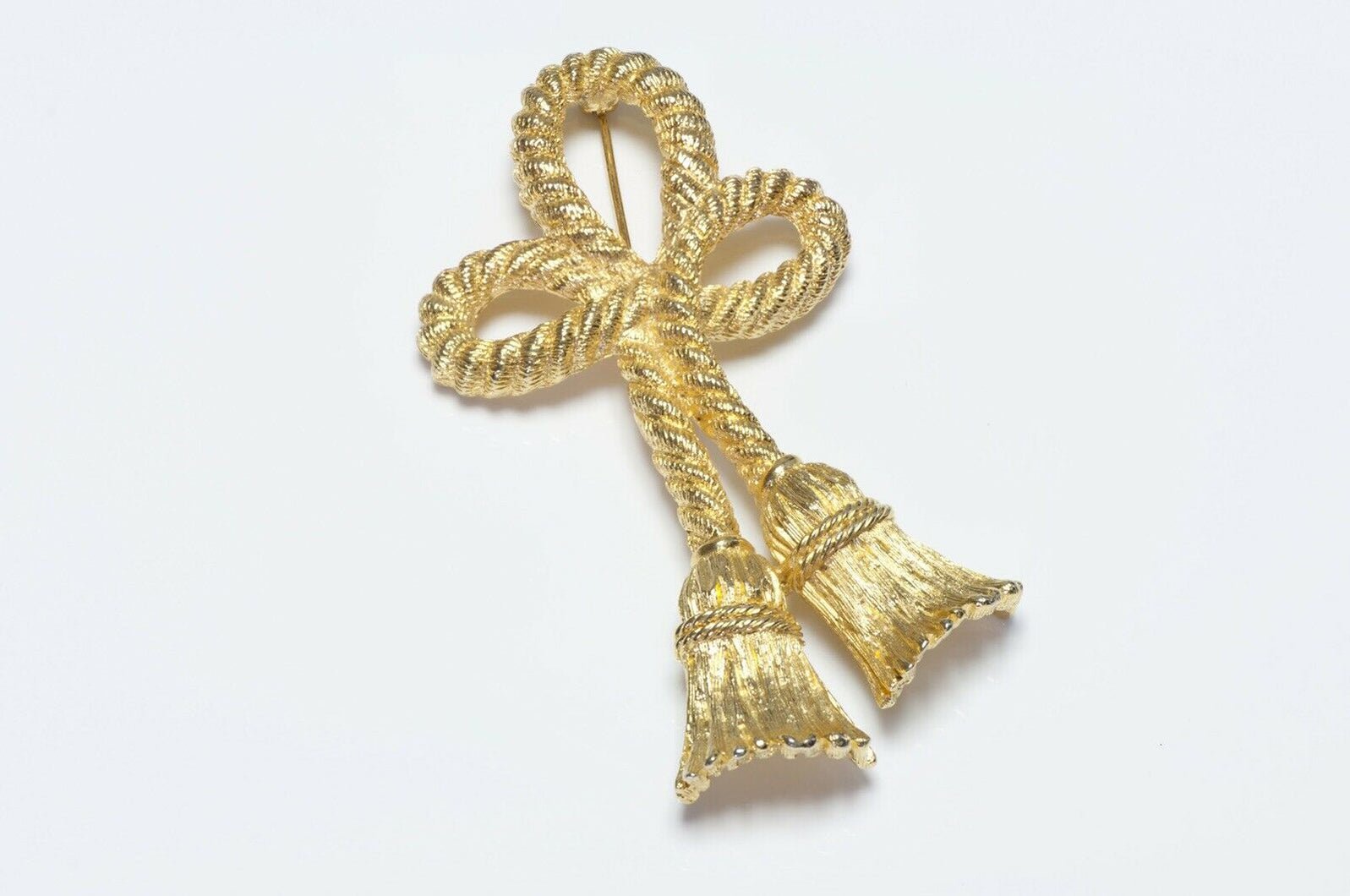 GIVENCHY Paris Twist Rope Bow Brooch