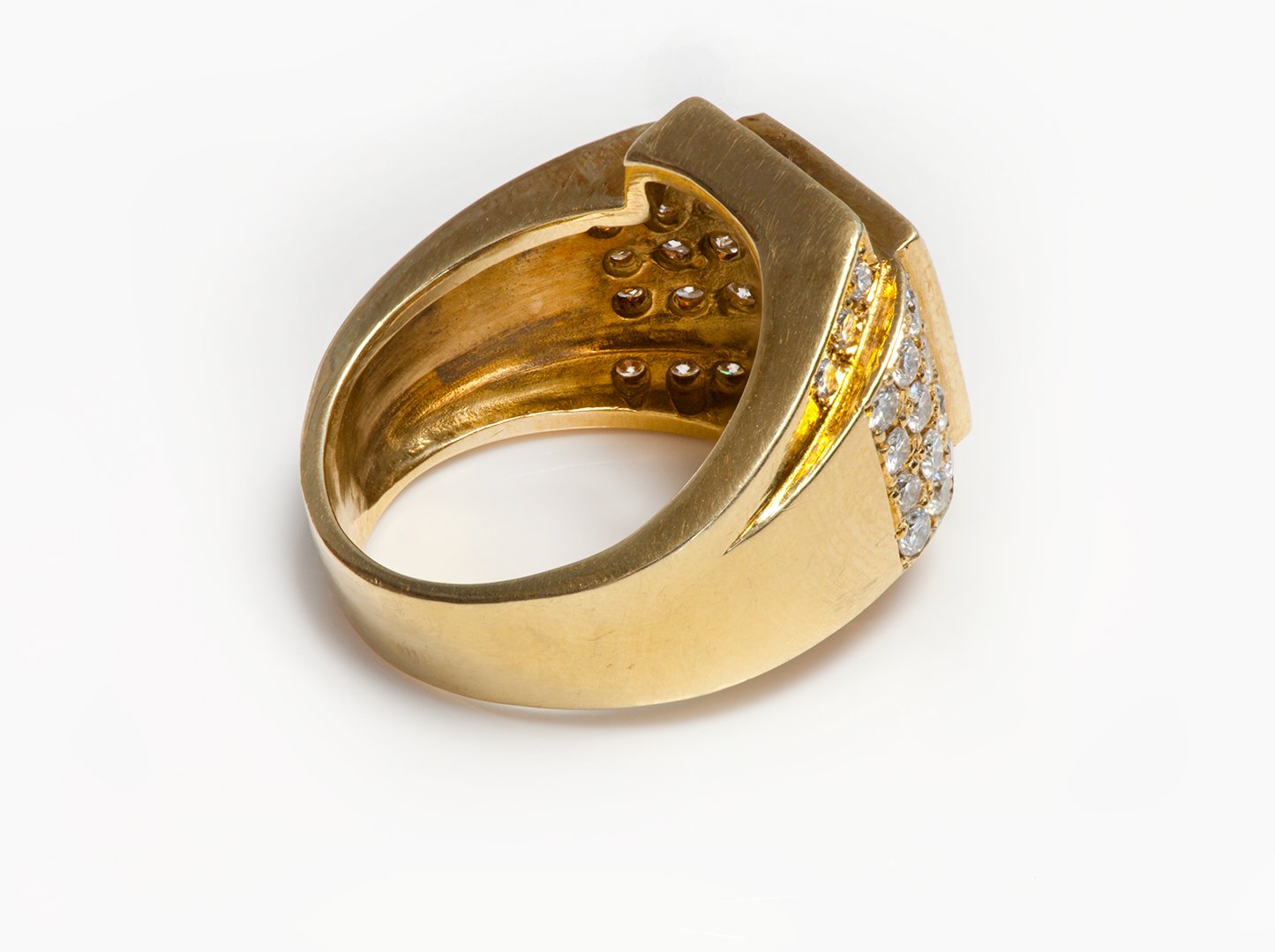 Handsome 18K Yellow Gold Diamond Men's Ring