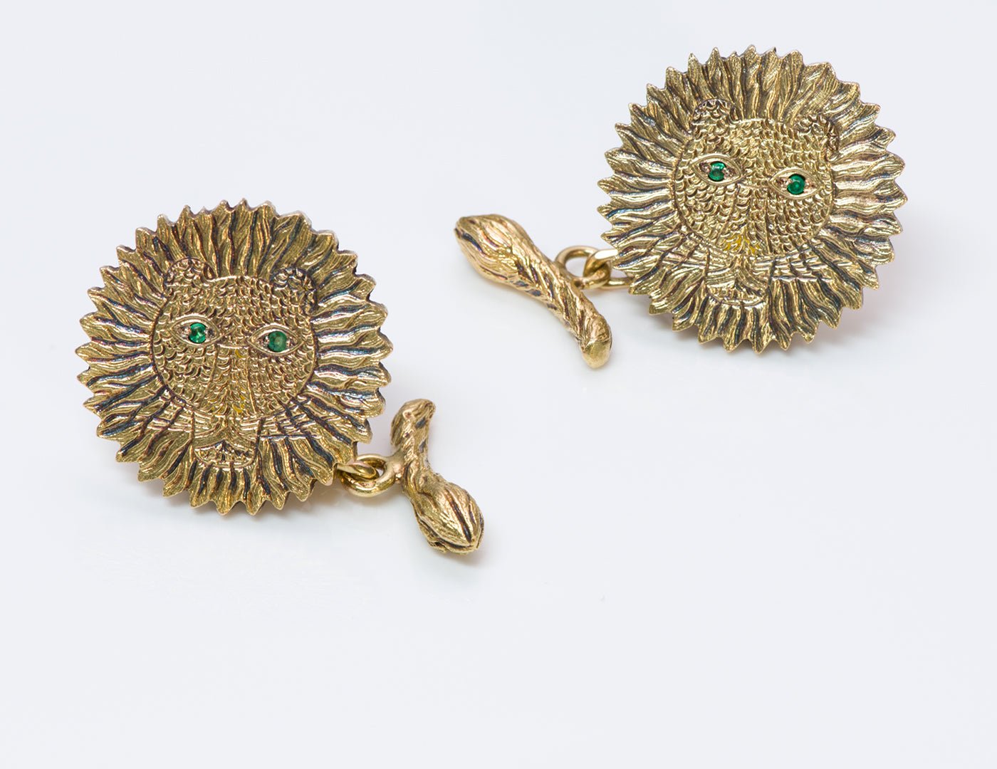 Henri Maik 18K Gold Emerald Lion Cufflinks
