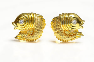 Henry Dunay 18K Gold Diamond Zodiac Pisces Fish Cufflinks