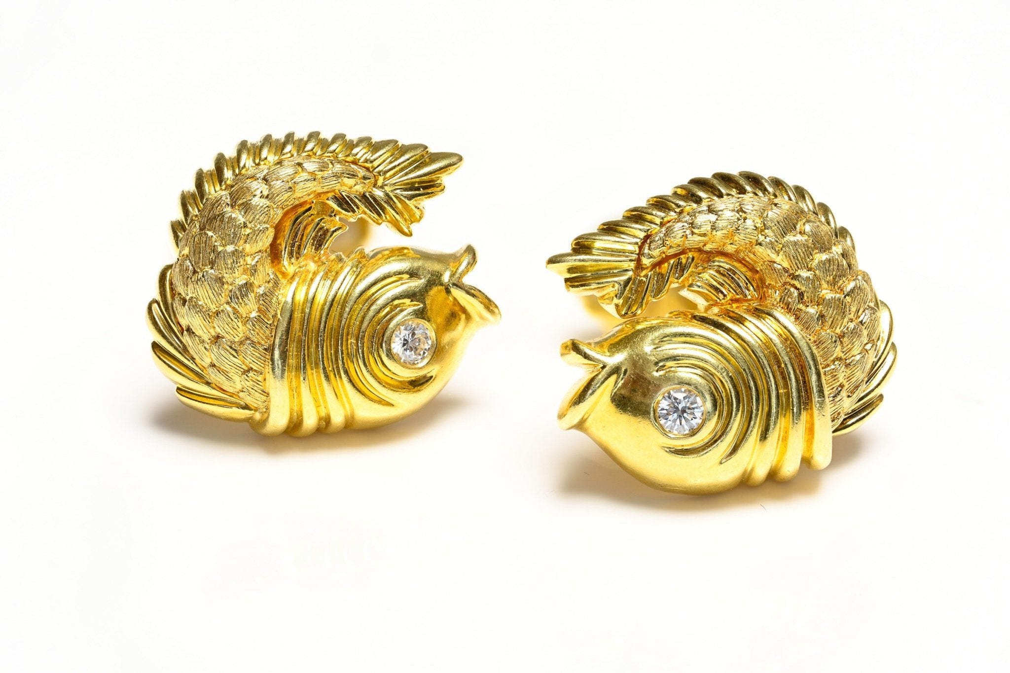 Henry Dunay 18K Gold Diamond Zodiac Pisces Fish Cufflinks