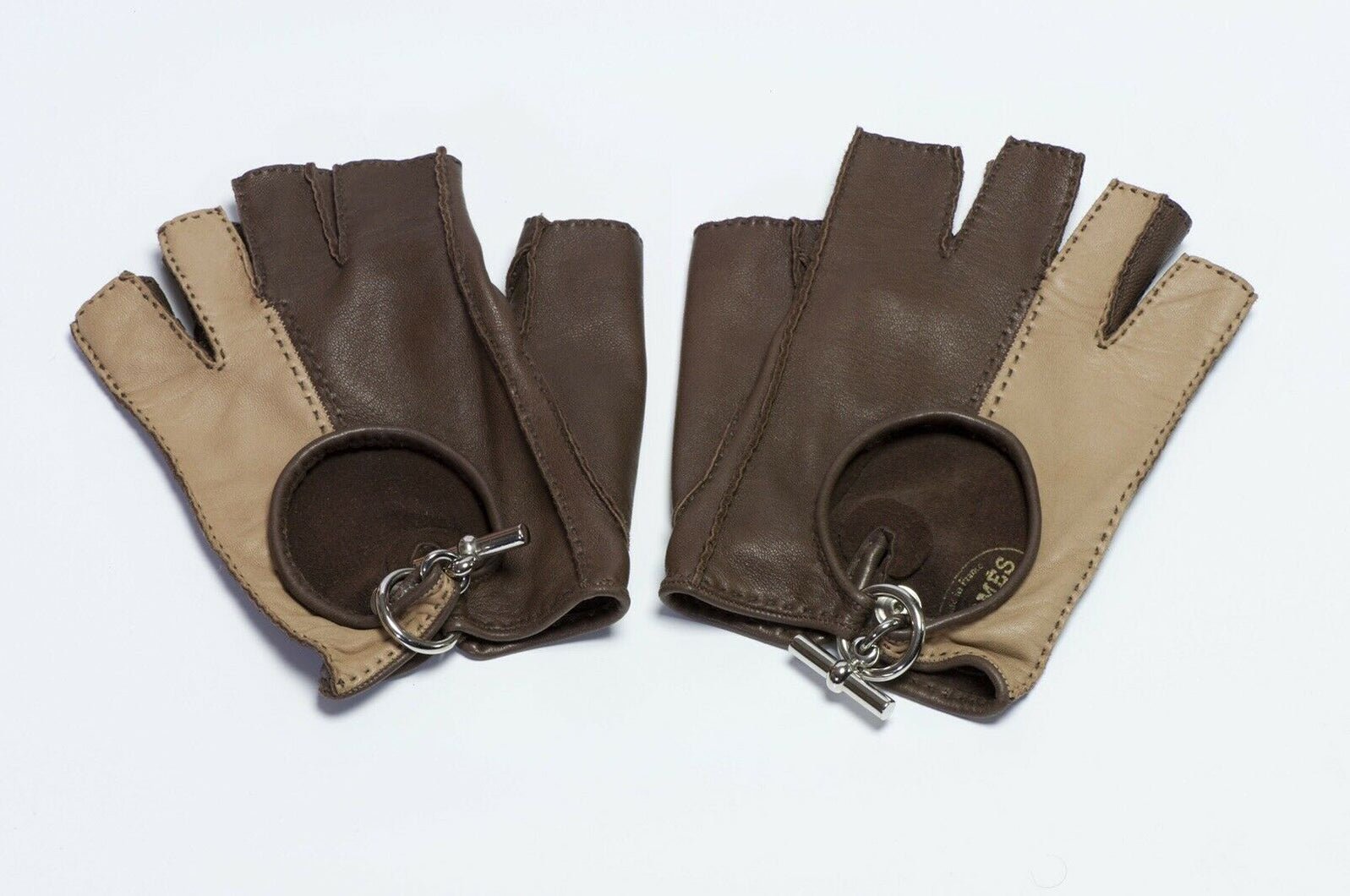 HERMES Brown Leather Toggle Fingerless Women’s Gloves