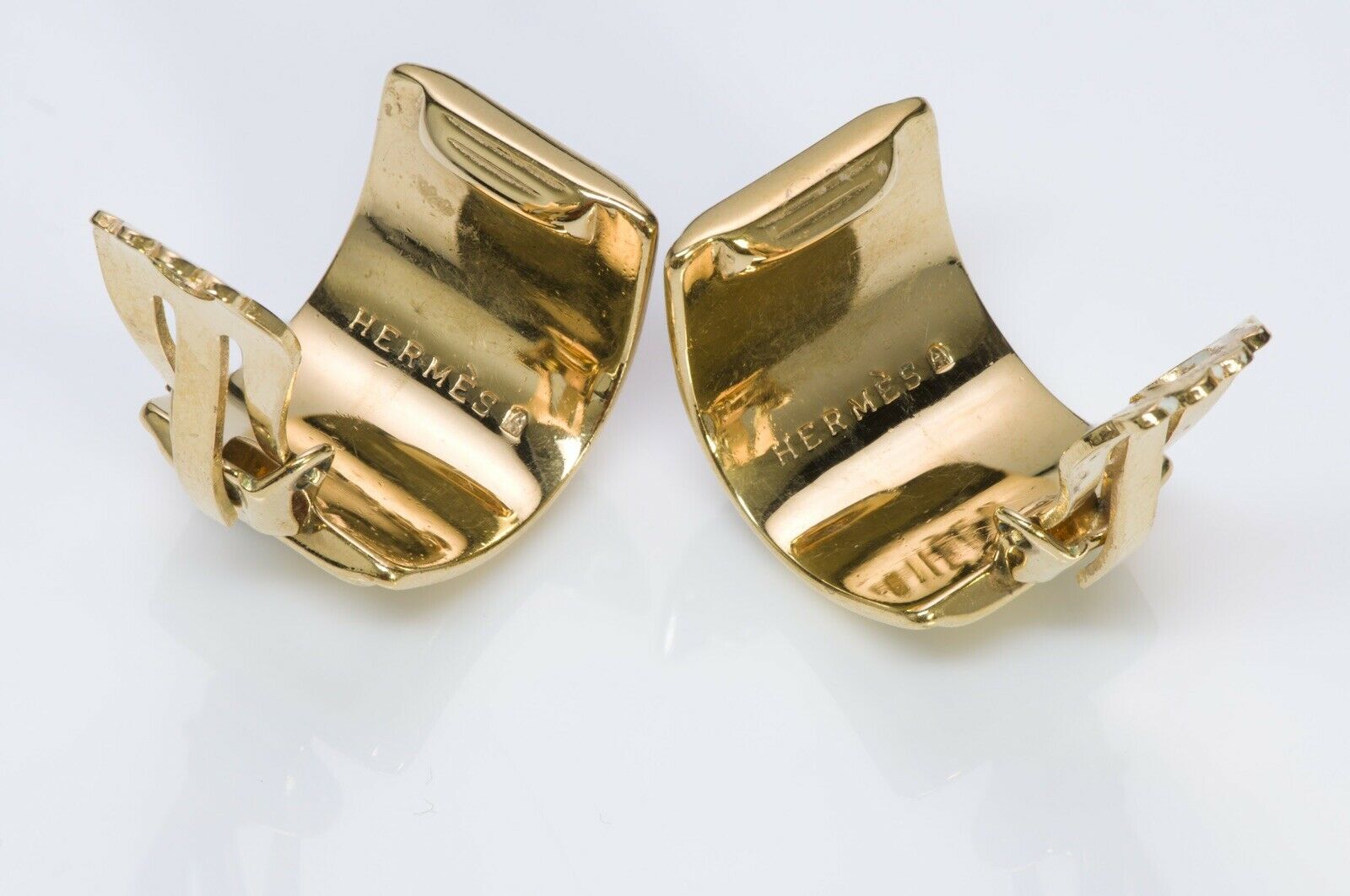 HERMES PARIS Enamel Anchor Earrings