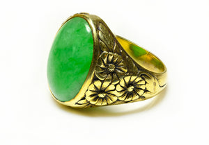 Antique Gold Men’s Jade Ring with Flower Design