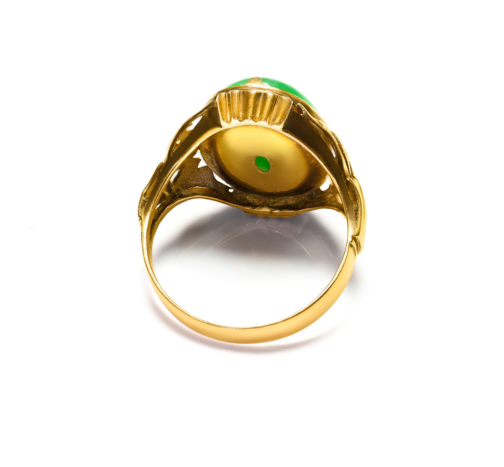 Antique Yellow Gold Cabochon Jade Ring 