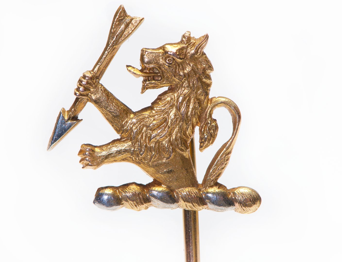 J.E. Caldwell & Co. Gold Lion Stick Pin