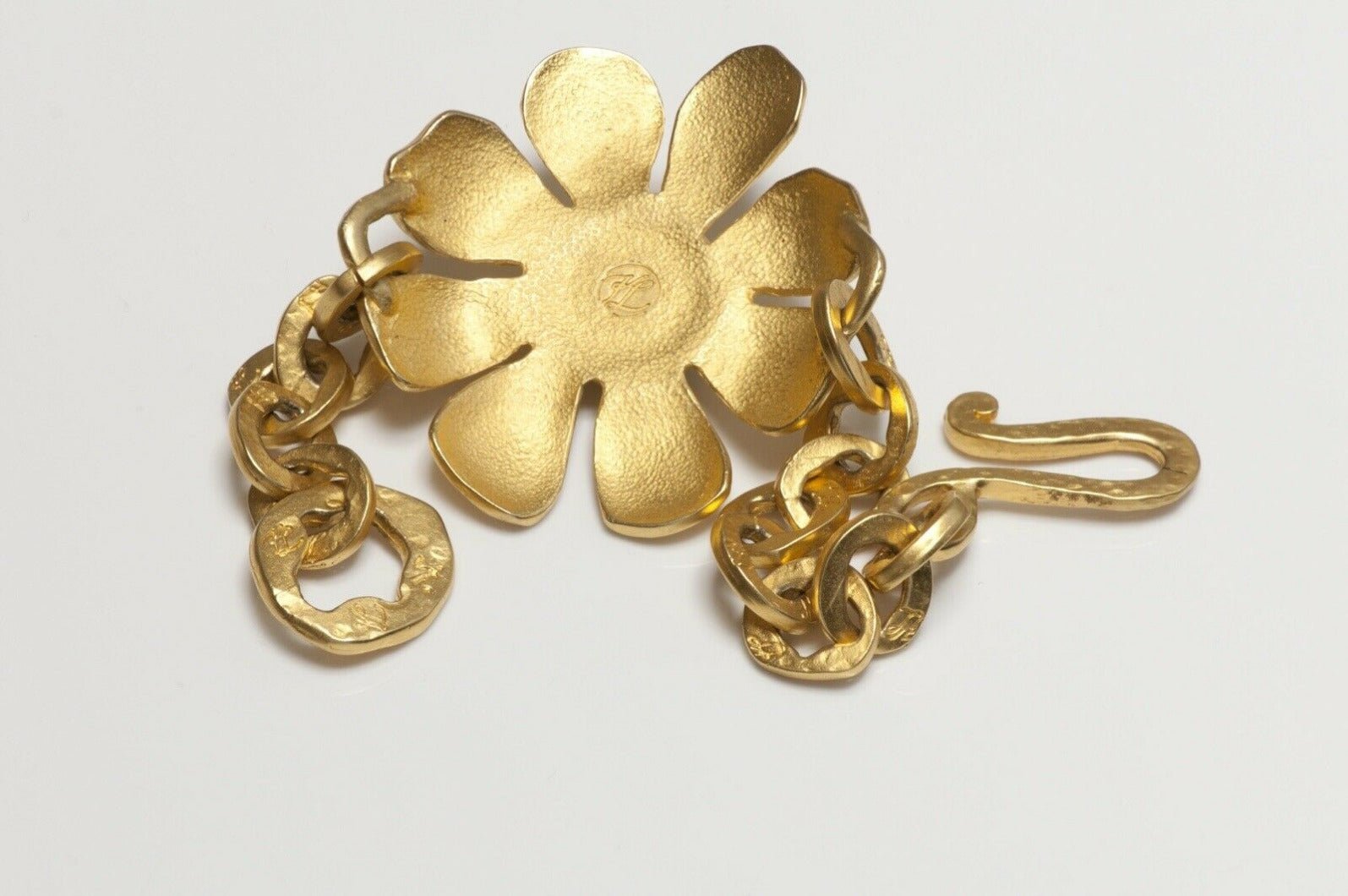 Karl Lagerfeld Paris Green Glass Daisy Flower Chain Bracelet