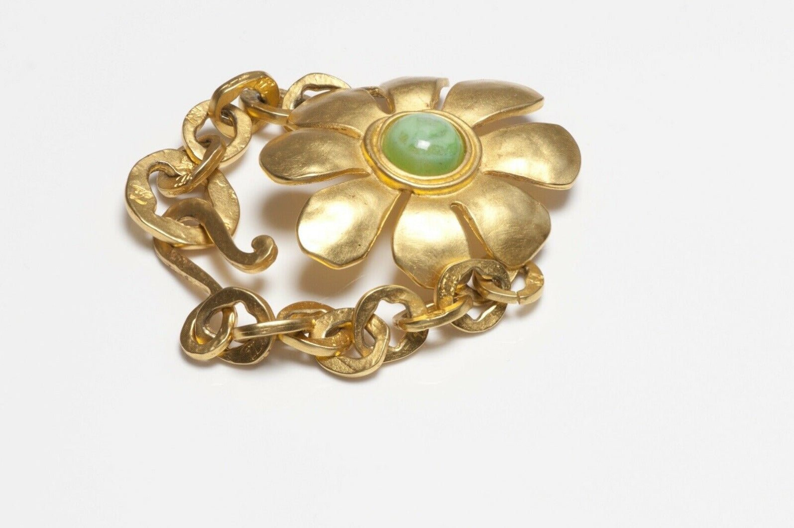Karl Lagerfeld Paris Green Glass Daisy Flower Chain Bracelet