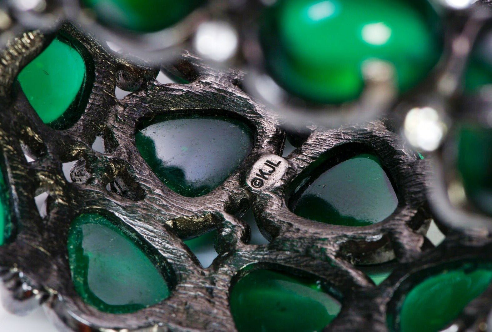 Kenneth Jay Lane KJL Wide Cabochon Green Glass Bangle Bracelet