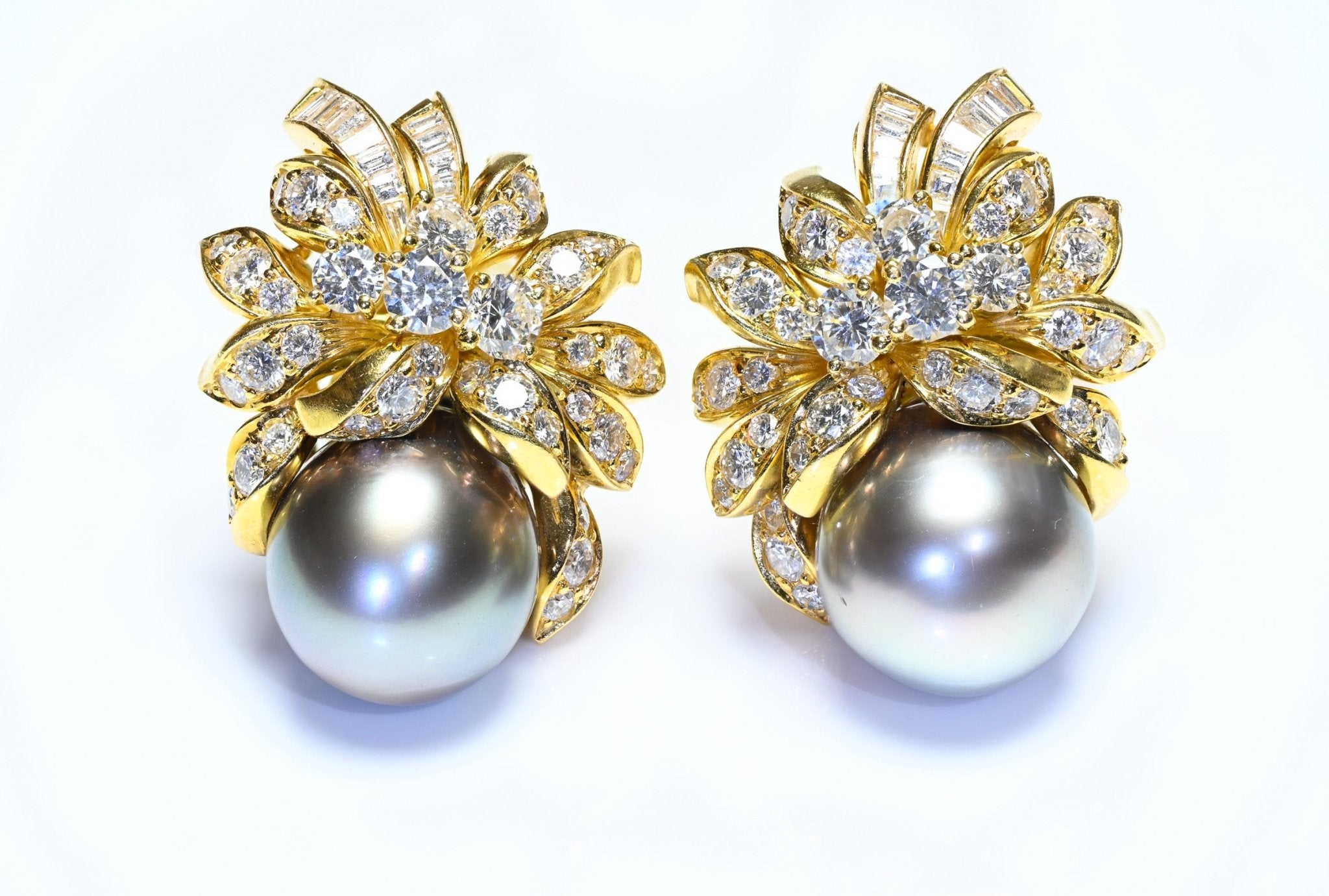 Kurt Wayne 18K Gold Diamond Pearl Earrings
