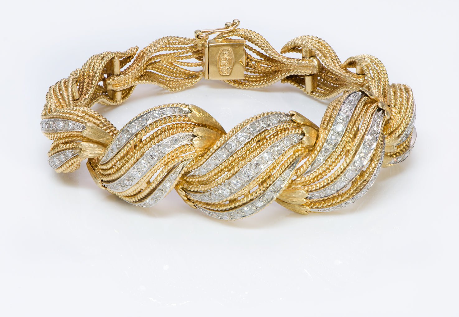 La Triomphe 18K Yellow Gold Diamond Bracelet