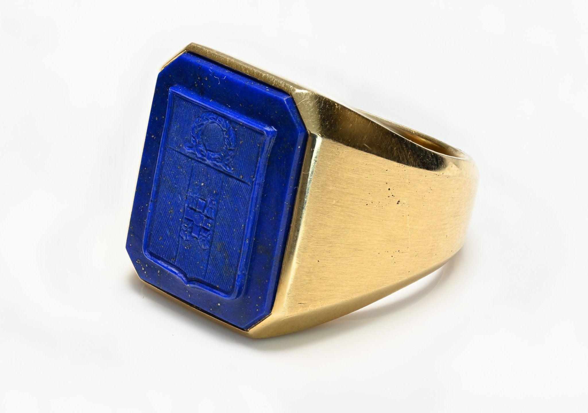 Men’s Ring Lapis Crest Set in 18K Gold