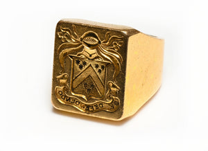 Substantial Vintage 14K Yellow Gold Crest Men's Ring
