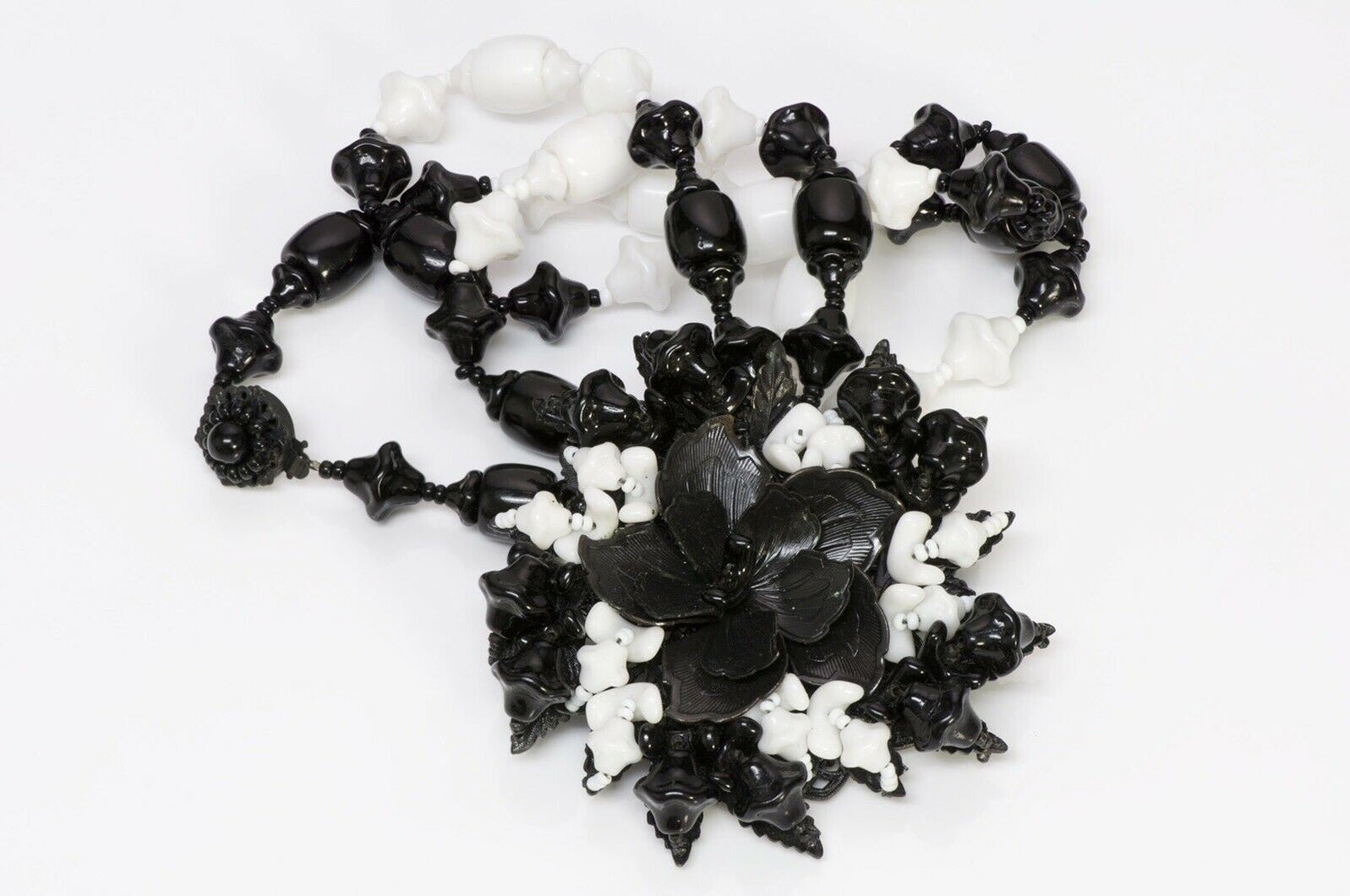 Miriam Haskell 1950’s Glass Beads Flower Leaf Necklace