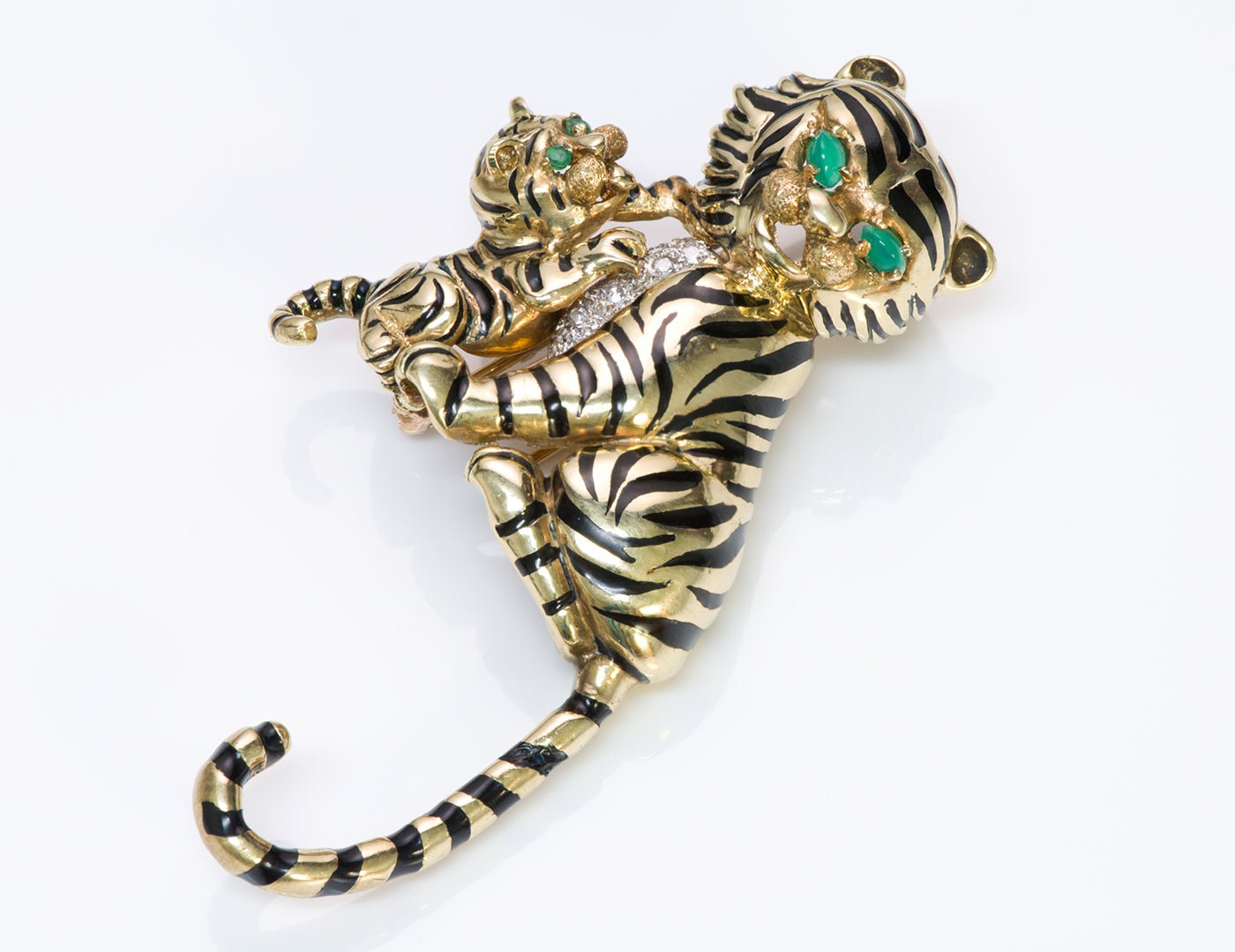 Montclair Diamond Emerald Chalcedony 18K Gold Enamel Tiger Brooch