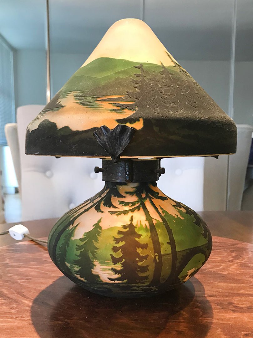 Muller Frères Lunéville Cameo Glass Lamp