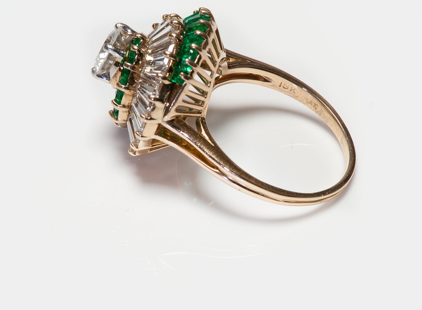 Oscar Heyman 18K Gold Emerald & Diamond Swirl Ring